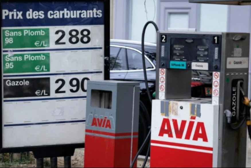 Carburants : l'exécutif sur tous les fronts